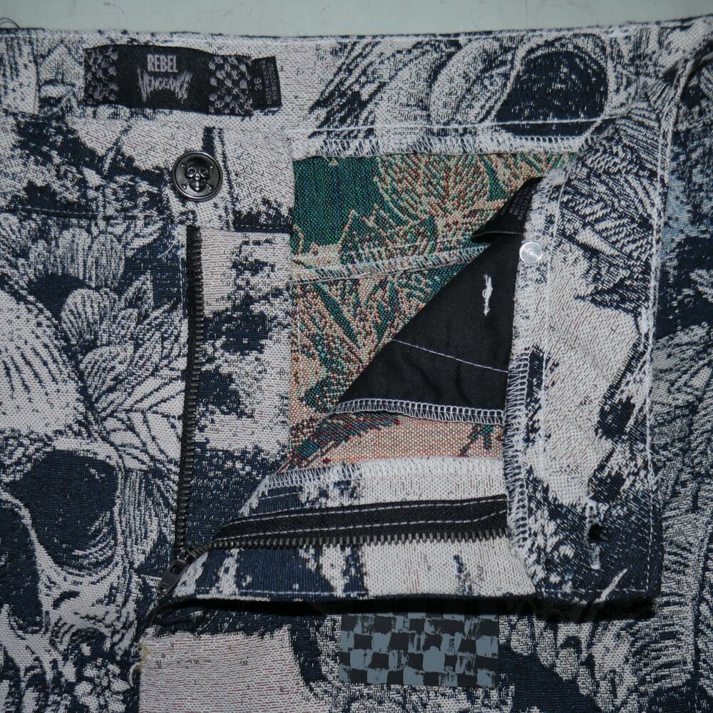 New Rebel Vengeance Skull Tapestry Cargo Pants Size 36x32 Goth Streetwear - Picture 6 of 9